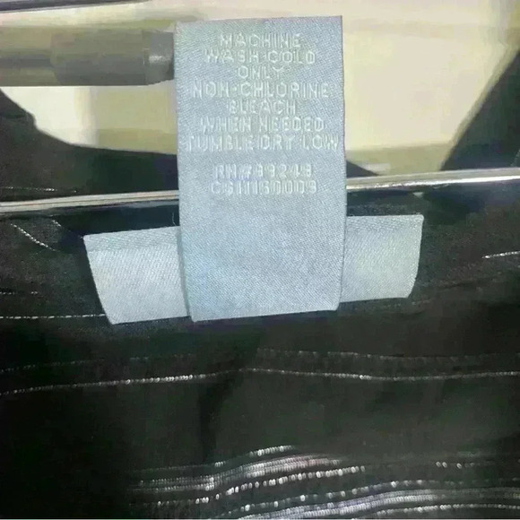 Liz&Co. Light Weight Zipper Jacket. Size 2X 22/24. Black and Silver - Picture 9 of 9